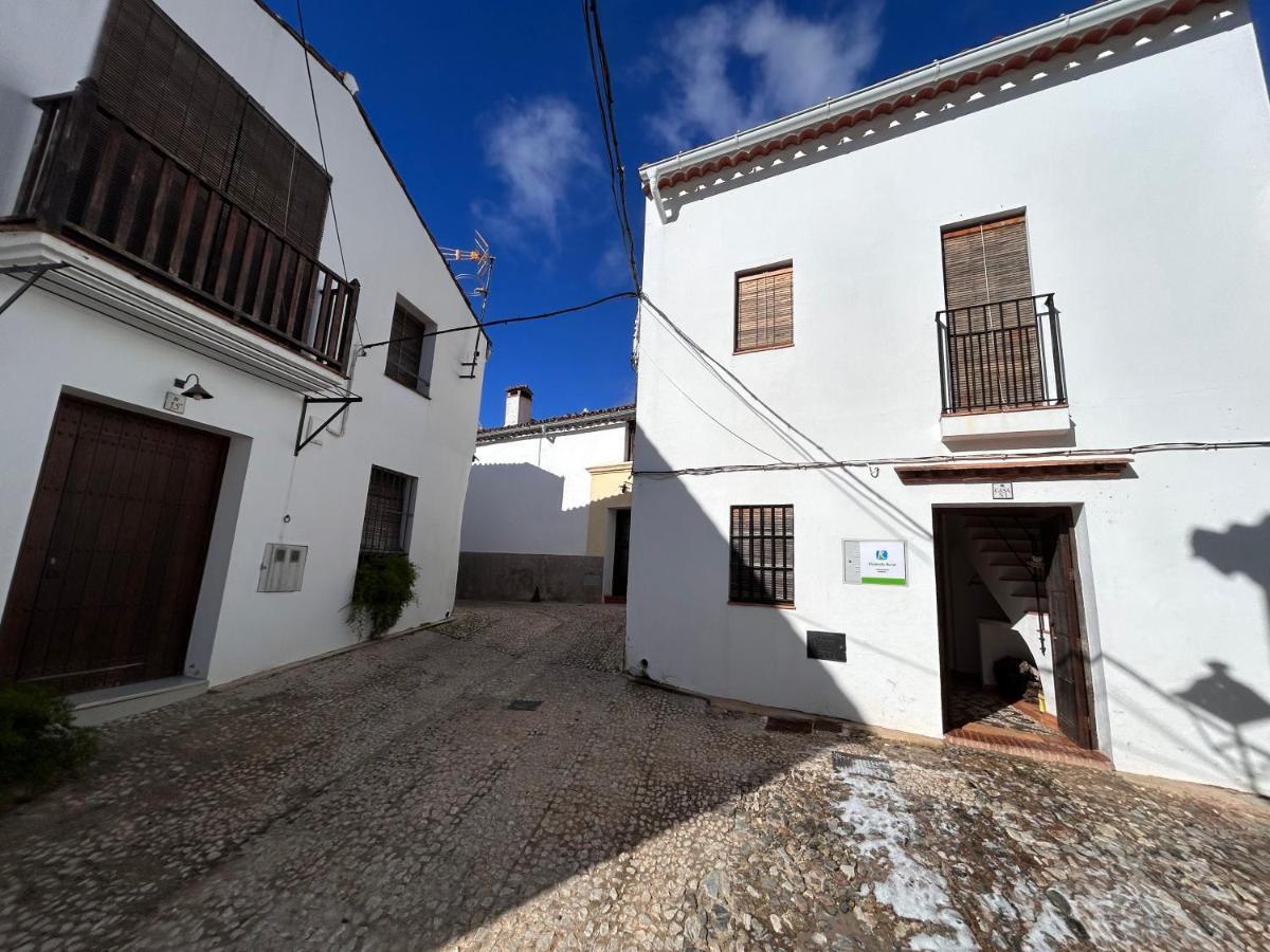 Romeral 1 Alájar المظهر الخارجي الصورة