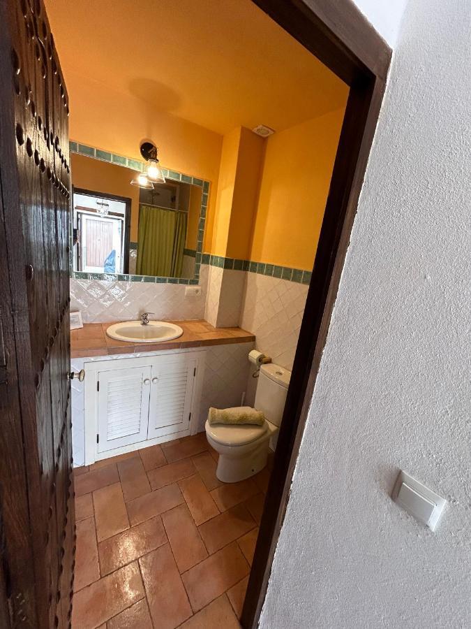 Romeral 1 Alájar المظهر الخارجي الصورة